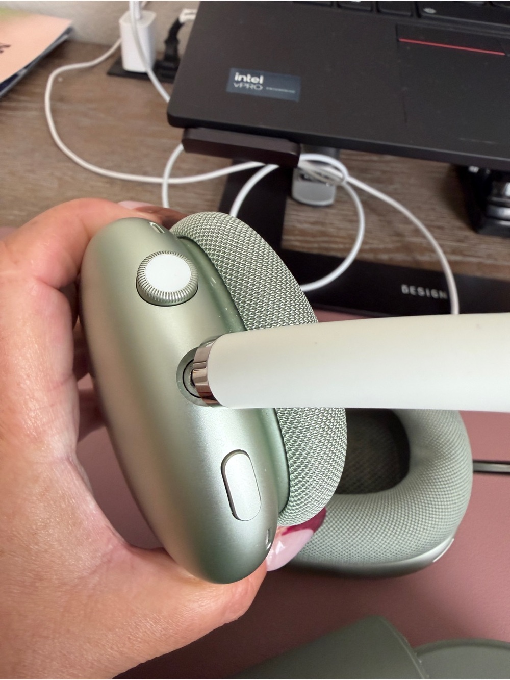 Apple AirPods Max - Picture 11 of 11